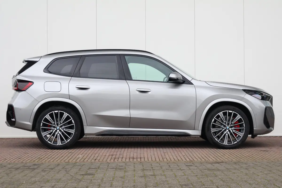 xDrive25e M Sportpakket Pro | Comfort Pack | Innovation Pack | Travel Pack |