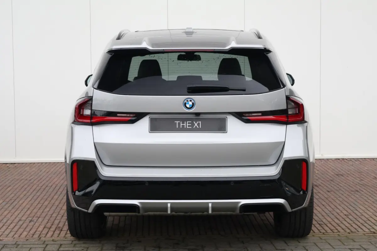 xDrive25e M Sportpakket Pro | Comfort Pack | Innovation Pack | Travel Pack |