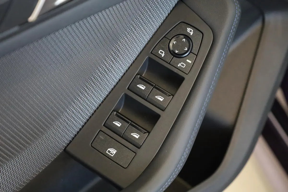 120 | M Sport Edition | M Sportpakket Pro | Innovation Pack | Harman Kardon