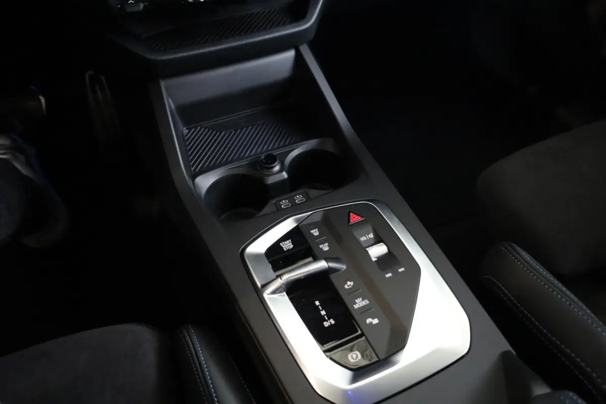 120 | M Sport Edition | M Sportpakket Pro | Innovation Pack | Harman Kardon