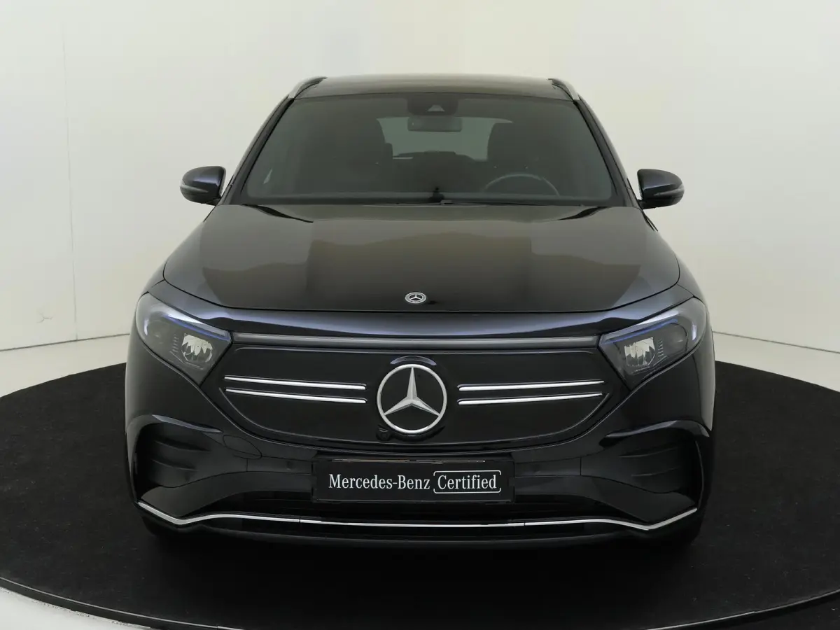 250 Business Solution AMG 67 kWh Panoramadak / Keyless / Privacy Glass / Parkeercamera / Sfeerverlichting / Elektr. Kofferklep / Stoelverwarming