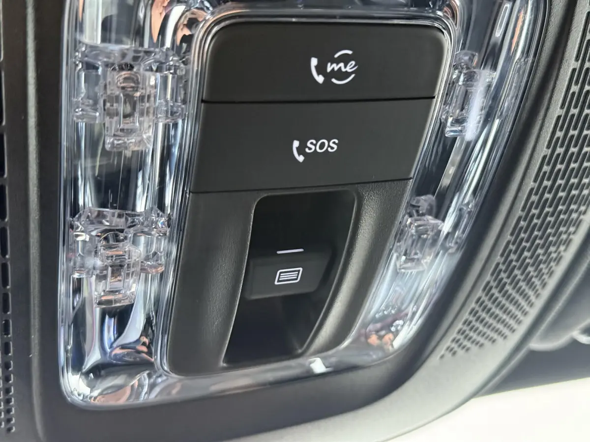 250 Business Solution AMG 67 kWh Panoramadak / Keyless / Privacy Glass / Parkeercamera / Sfeerverlichting / Elektr. Kofferklep / Stoelverwarming