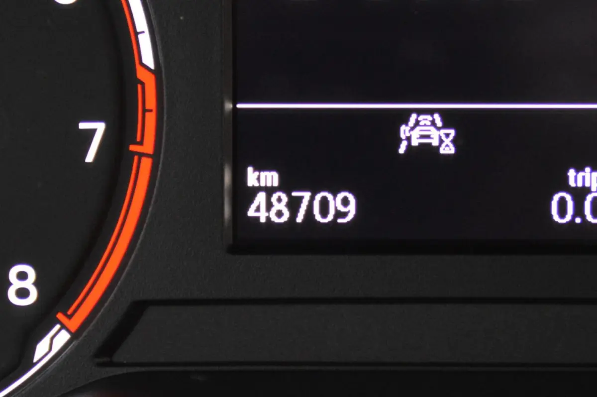 1.0 TSI Life 1e eig. 48.513 km!