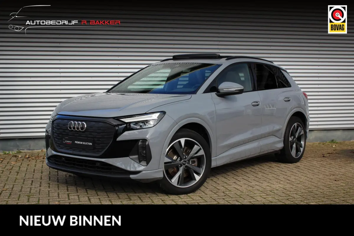 40 Advanced edition 77 kWh // 97,4% SoH | S-line | Panoramadak | Black Optic | Camera | Smartphone pakket | Keyless Advanced