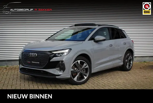 40 Advanced edition 77 kWh // 97,4% SoH | S-line | Panoramadak | Black Optic | Camera | Smartphone pakket | Keyless Advanced