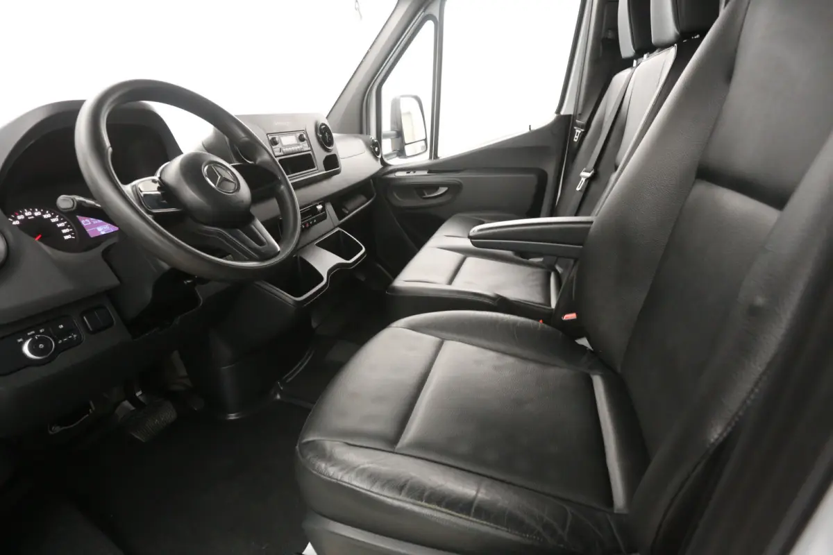 314 CDI | Bakwagen | Zijdeur | Laadklep | Laadbak | Automaat | Airco | 3 Zits