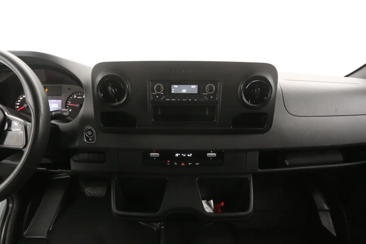 314 CDI | Bakwagen | Zijdeur | Laadklep | Laadbak | Automaat | Airco | 3 Zits