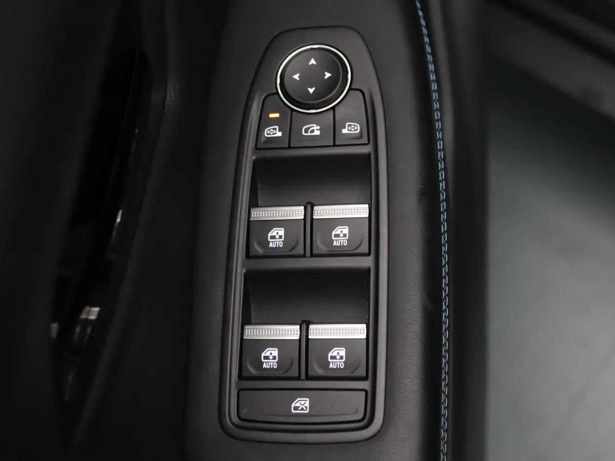 EV87 long range esprit Alpine Apple Carplay/Android Auto