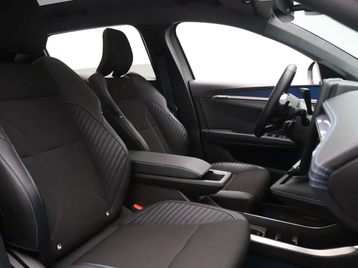 EV87 long range esprit Alpine Apple Carplay/Android Auto