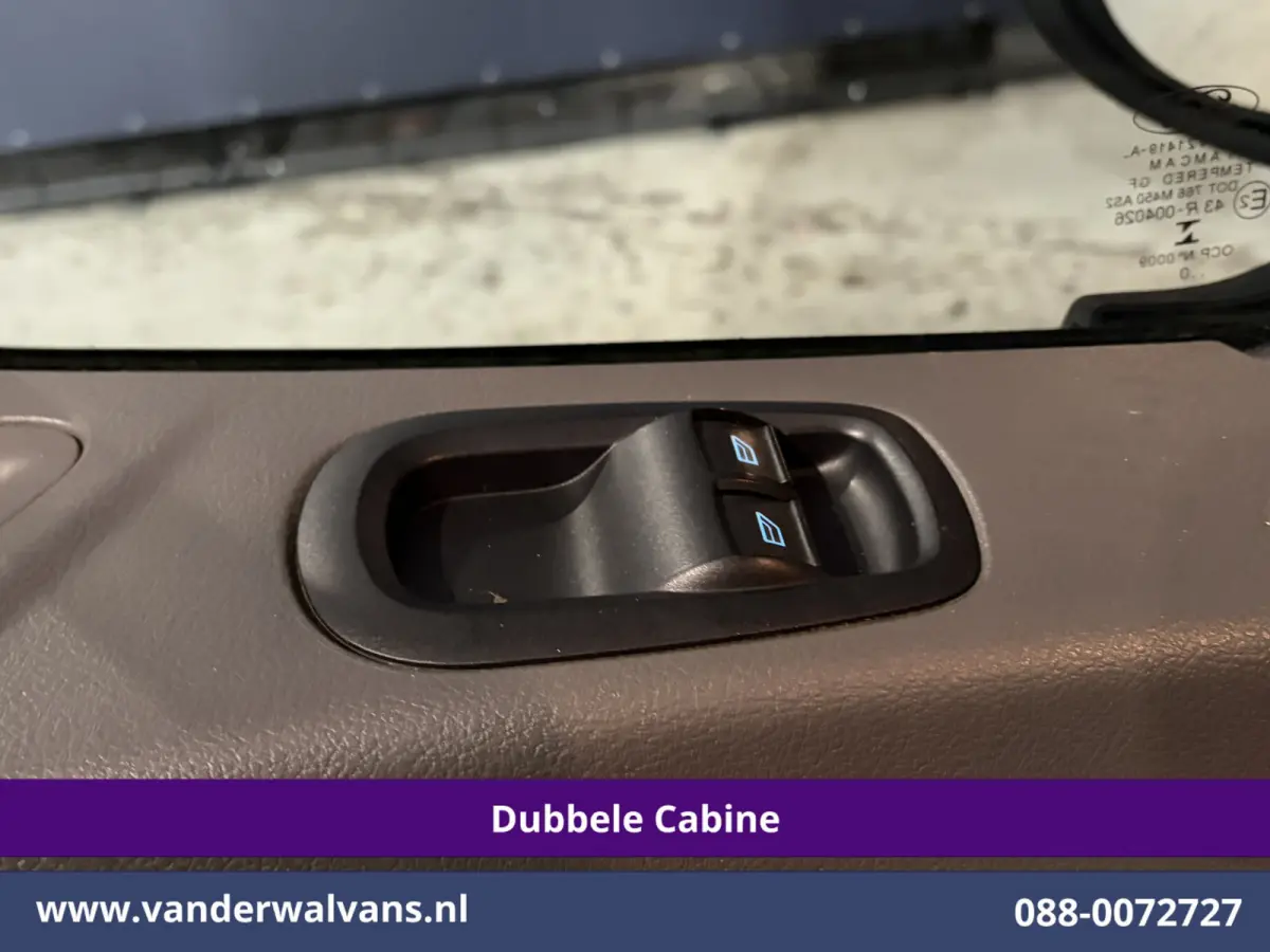 2.0 TDCI 131pk L3H3 Dubbele Cabine Euro6 Inrichting Airco | 6-Zits | Camera | Apple Carplay | Xenon Navigatie, Leder, Android Auto, Cruisecontrol, LED, LM Velgen, Stoelverwarming, Verwarmde 