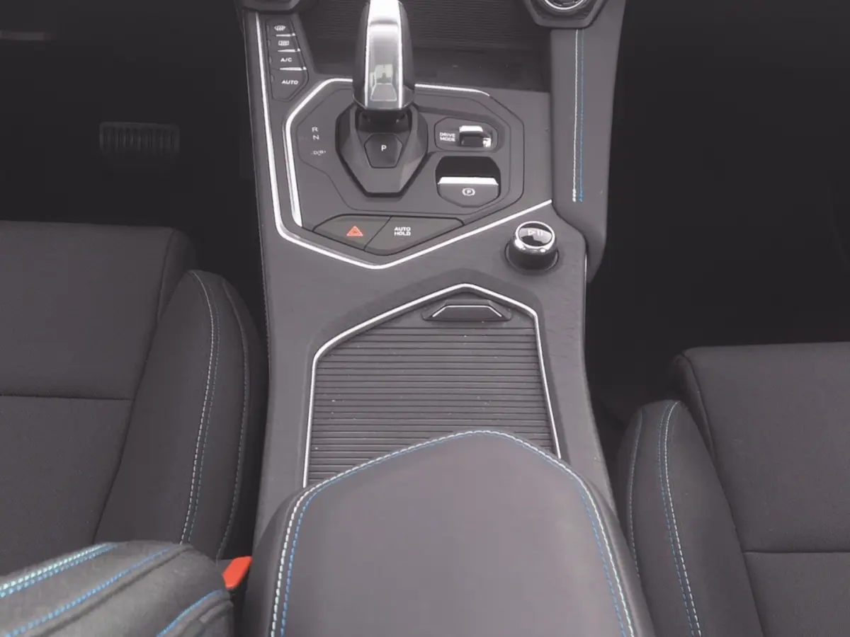 1.5 PHEV *BLACK ED.* 360 Camera | CARPLAY | PANORAMADAK | Trekhaak !