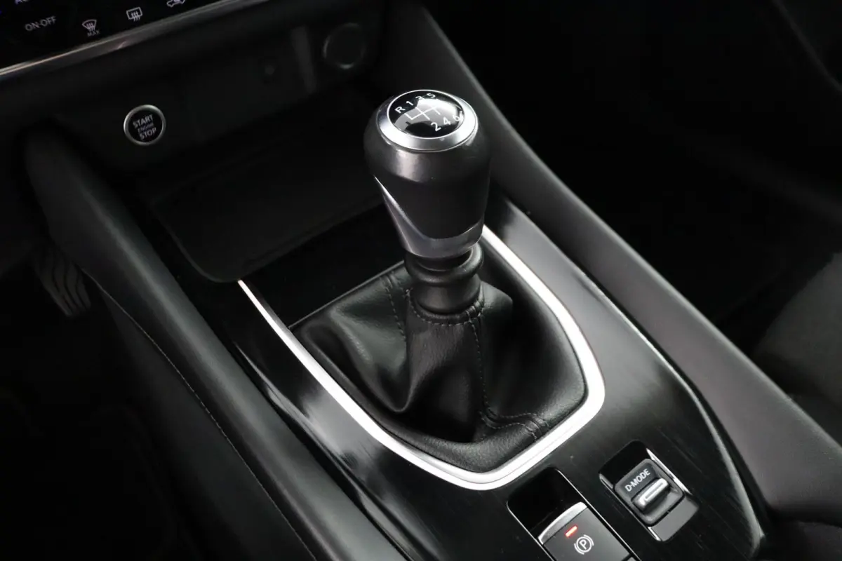 1.3 MHEV Premiere Edition | trekhaak | panoramadak | head-up display |