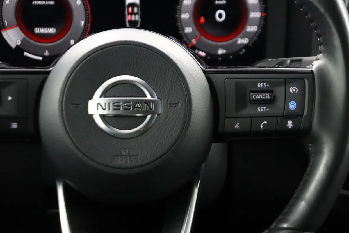 1.3 MHEV Premiere Edition | trekhaak | panoramadak | head-up display |