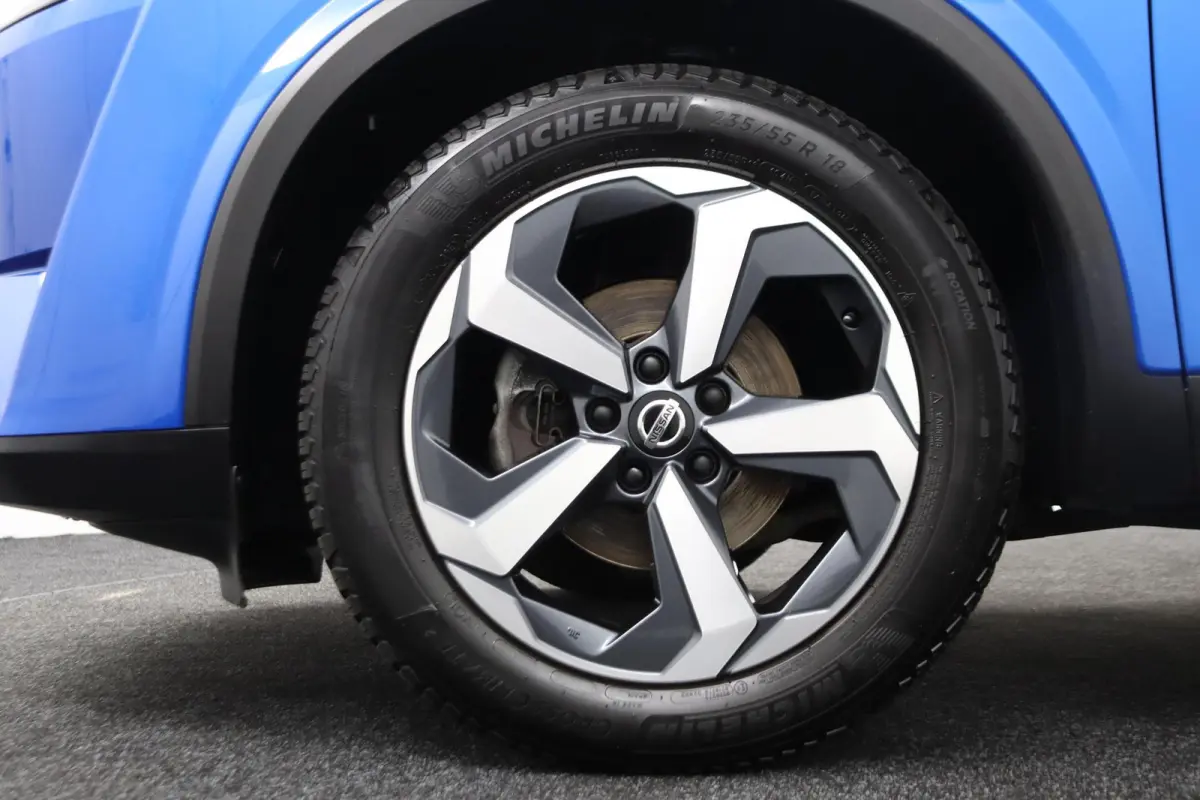 1.3 MHEV Premiere Edition | trekhaak | panoramadak | head-up display |