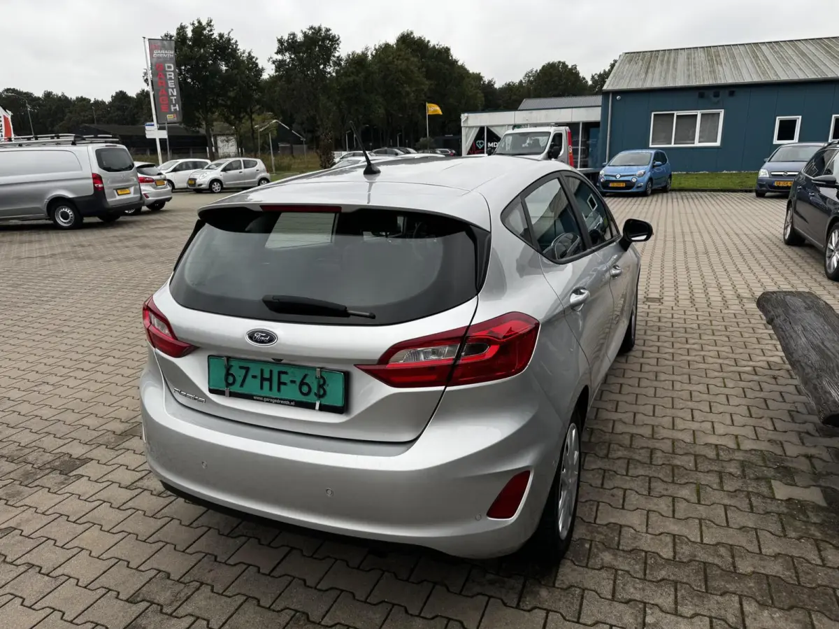 1.0 EcoBoost Connected 5d