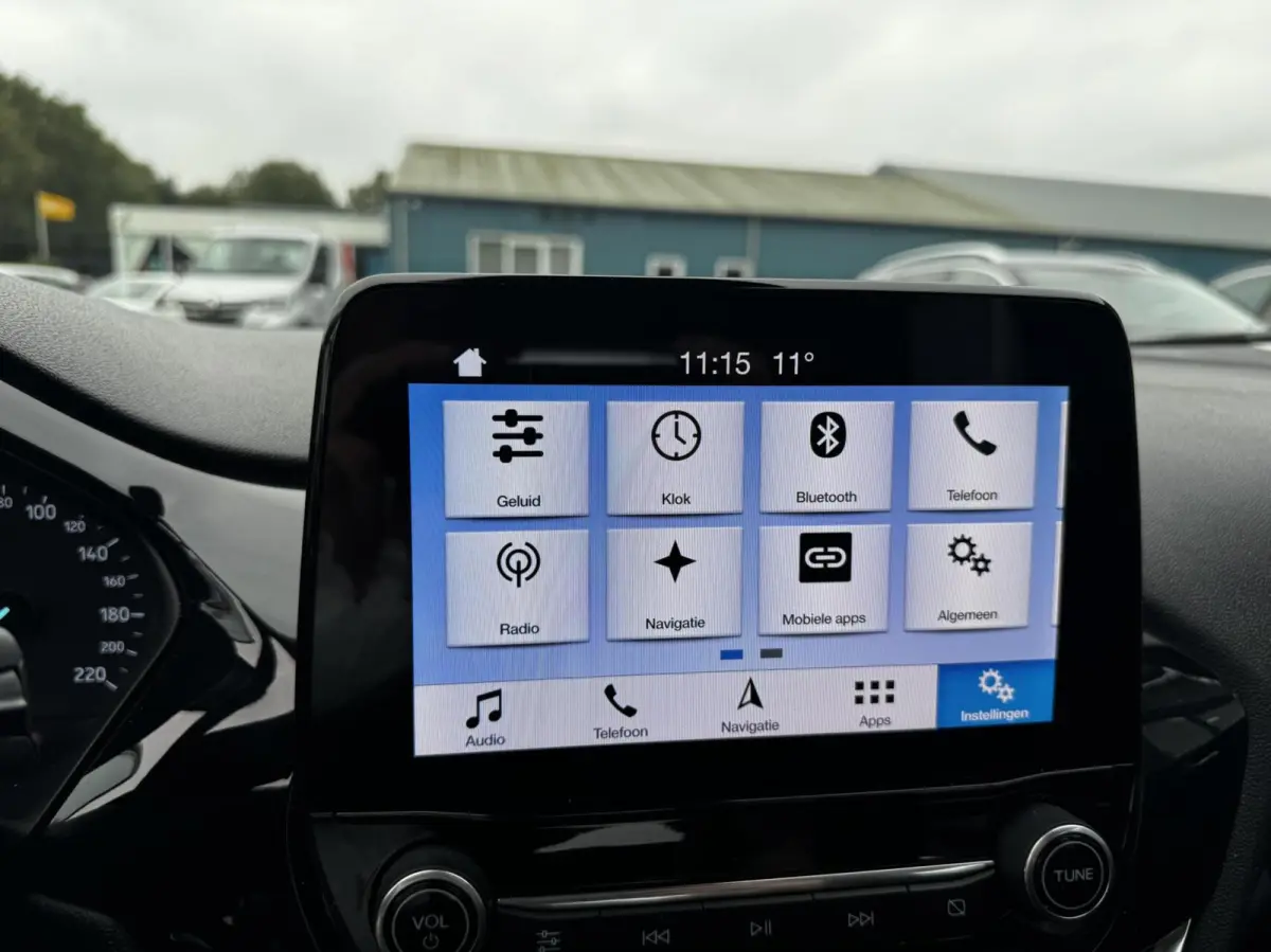 1.0 EcoBoost Connected 5d