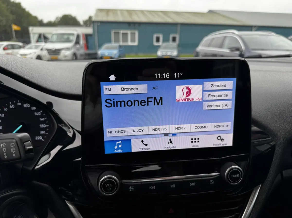 1.0 EcoBoost Connected 5d