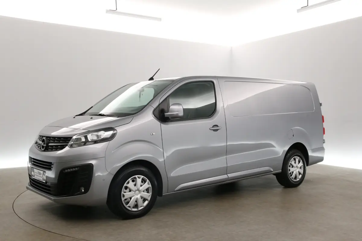 2.0 L3H1 180PK | Automaat | Clima | Cruise | Carplay | 3 Zits | Trekhaak | Parkeersens.