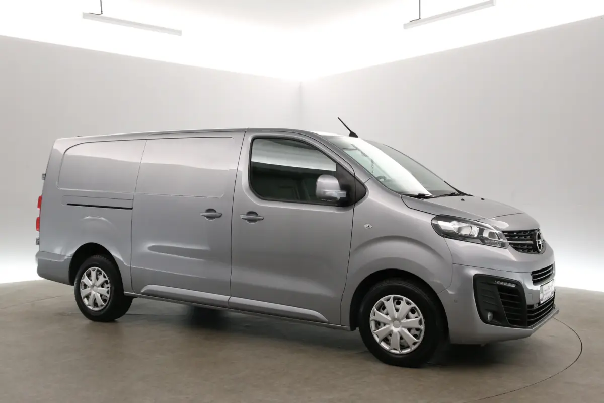 2.0 L3H1 180PK | Automaat | Clima | Cruise | Carplay | 3 Zits | Trekhaak | Parkeersens.