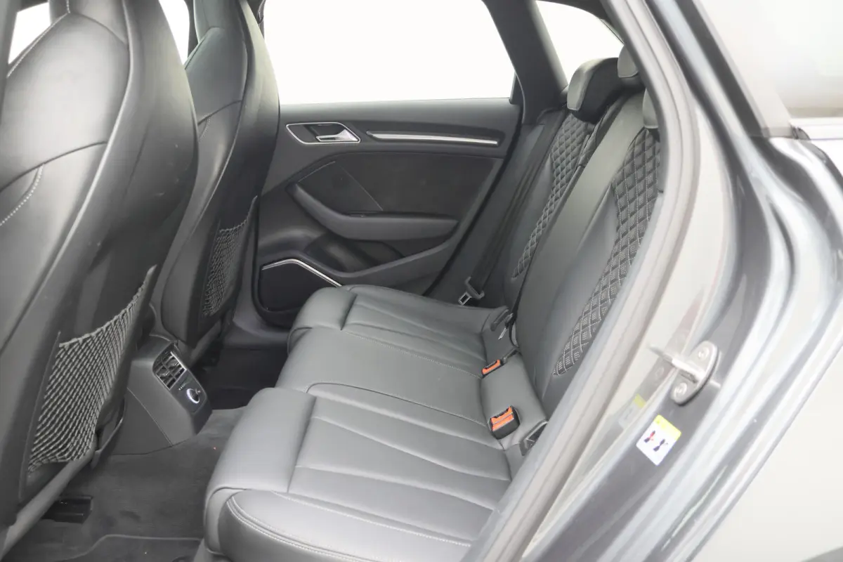 2.5 TFSI Quattro Panoramadak, Virtual Cokcpit, Leer, ACC, B&O, Apple CarPlay, Camera, Keyless, 19"