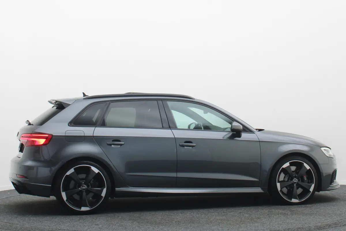 2.5 TFSI Quattro Panoramadak, Virtual Cokcpit, Leer, ACC, B&O, Apple CarPlay, Camera, Keyless, 19"