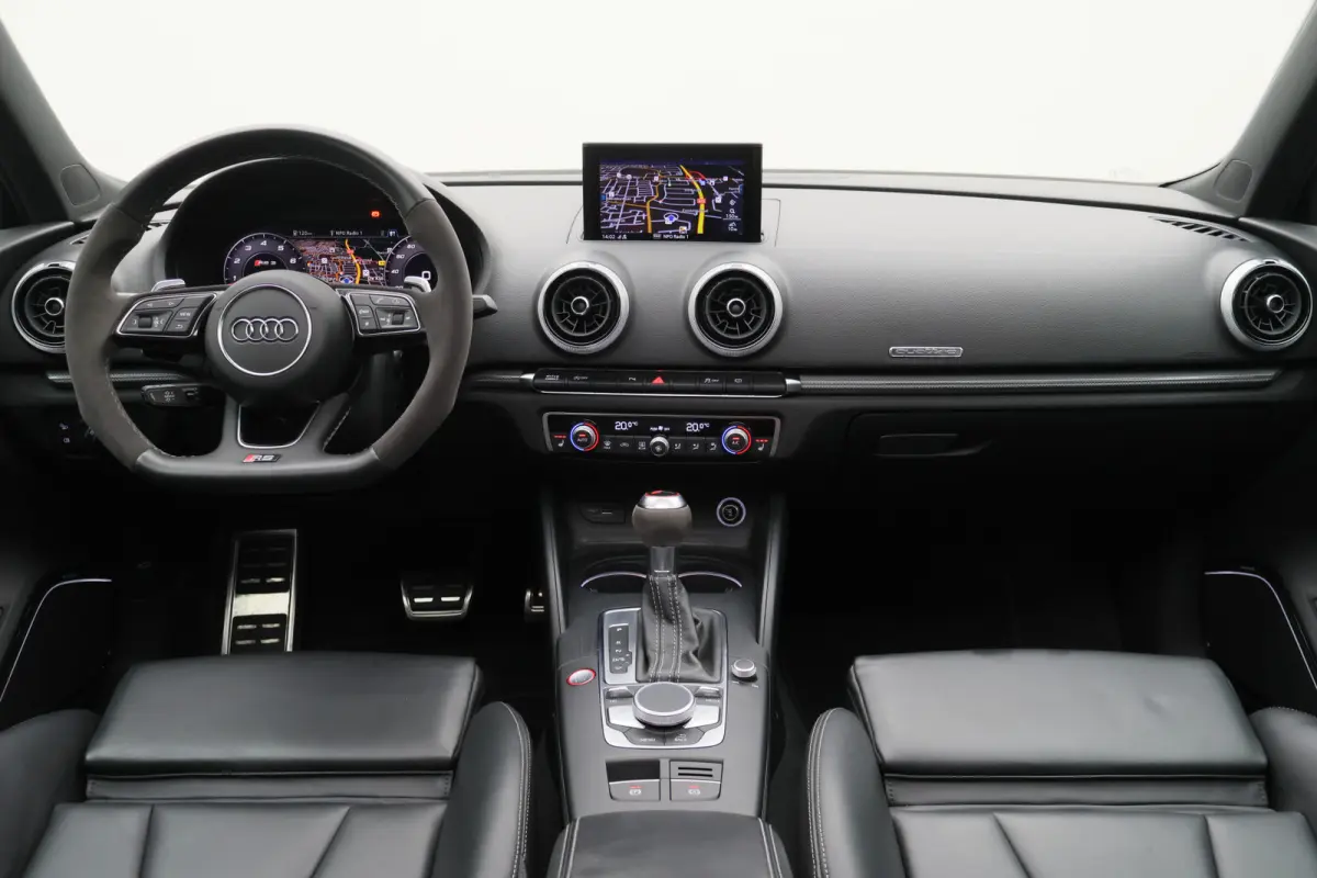 2.5 TFSI Quattro Panoramadak, Virtual Cokcpit, Leer, ACC, B&O, Apple CarPlay, Camera, Keyless, 19"