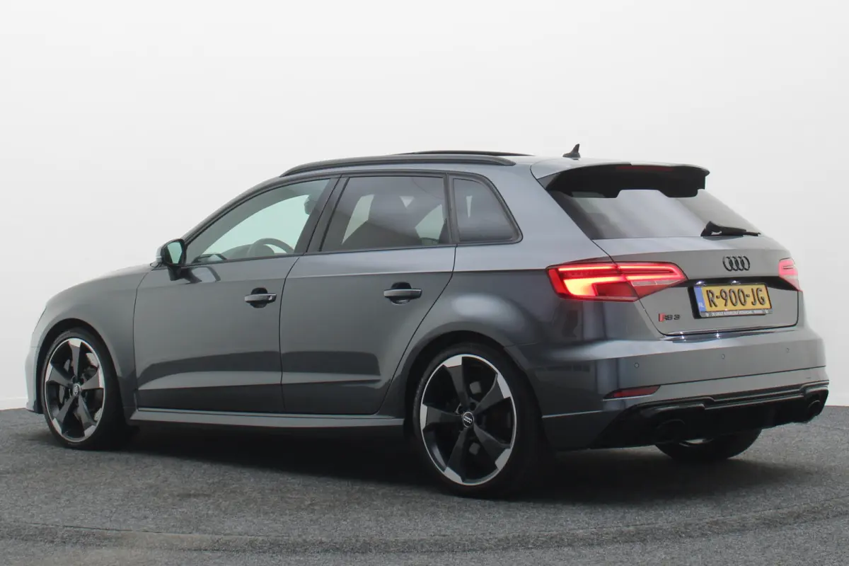 2.5 TFSI Quattro Panoramadak, Virtual Cokcpit, Leer, ACC, B&O, Apple CarPlay, Camera, Keyless, 19"