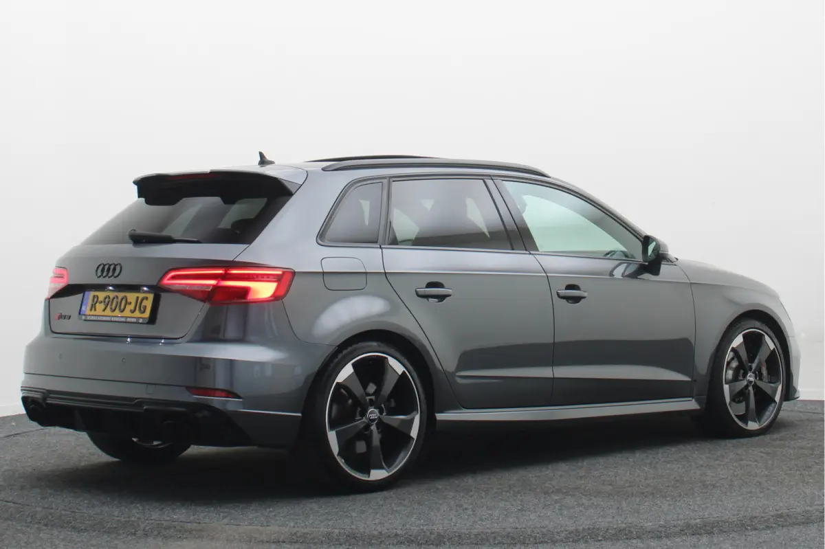 2.5 TFSI Quattro Panoramadak, Virtual Cokcpit, Leer, ACC, B&O, Apple CarPlay, Camera, Keyless, 19"