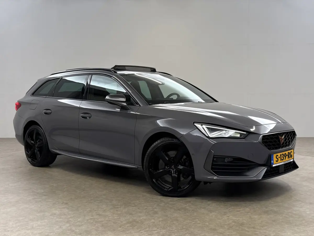 1.4 e-Hybrid VZ Business | Pano | Sfeer | Virtual | Camera | Memory | Carplay | Cruise | Trekhaak