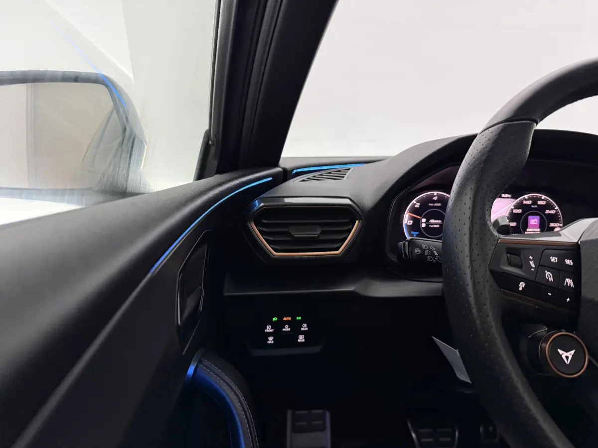 1.4 e-Hybrid VZ Business | Pano | Sfeer | Virtual | Camera | Memory | Carplay | Cruise | Trekhaak