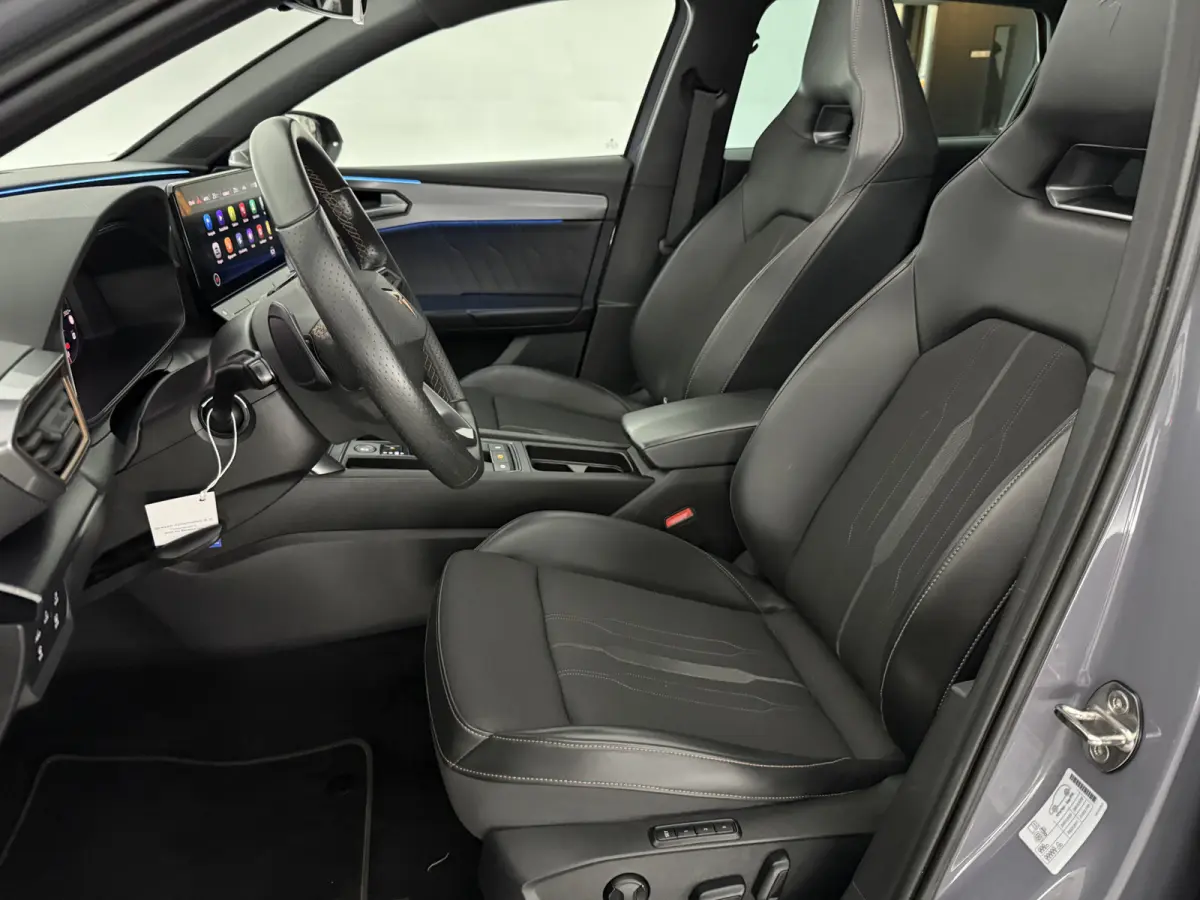 1.4 e-Hybrid VZ Business | Pano | Sfeer | Virtual | Camera | Memory | Carplay | Cruise | Trekhaak