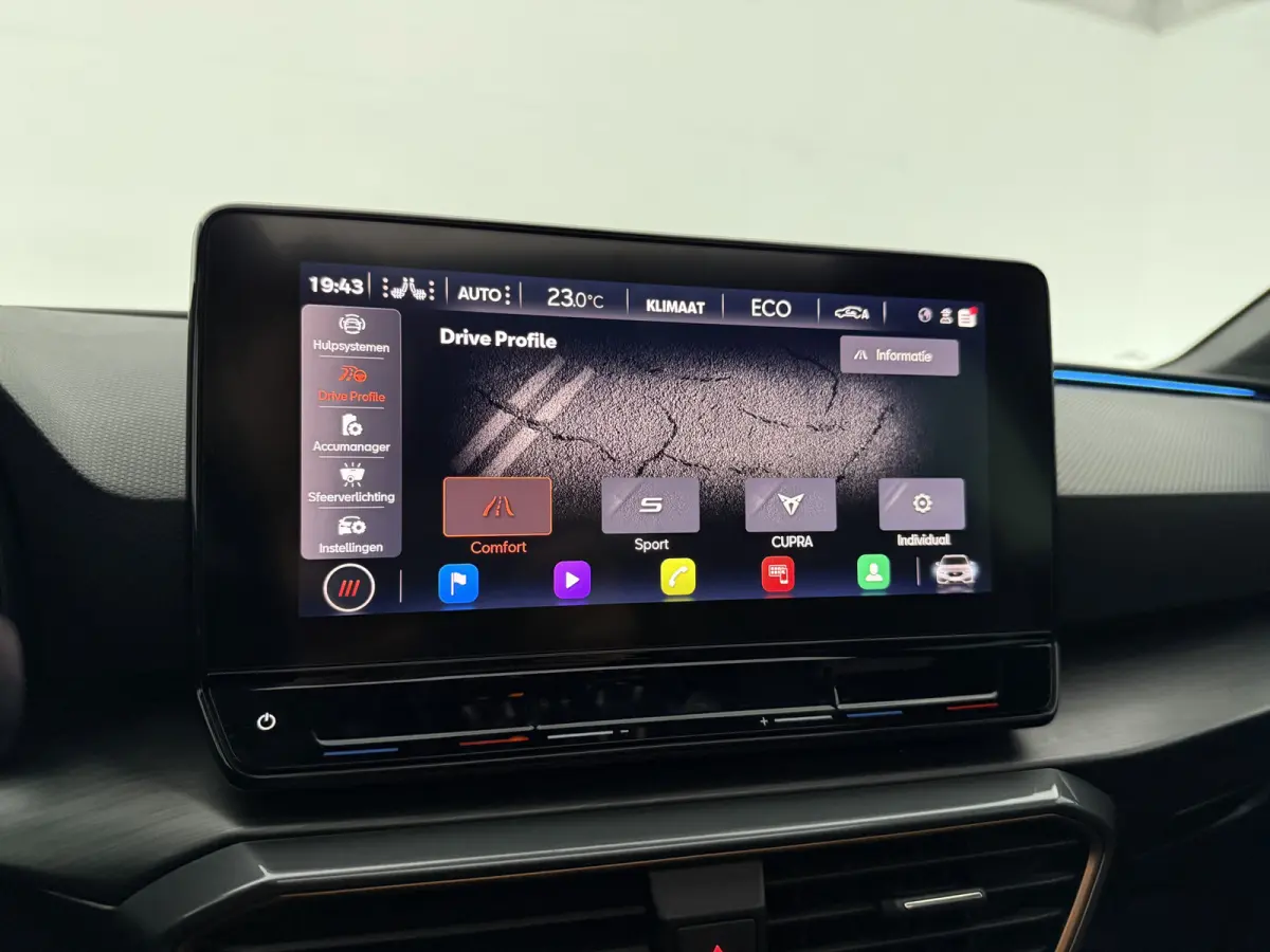 1.4 e-Hybrid VZ Business | Pano | Sfeer | Virtual | Camera | Memory | Carplay | Cruise | Trekhaak