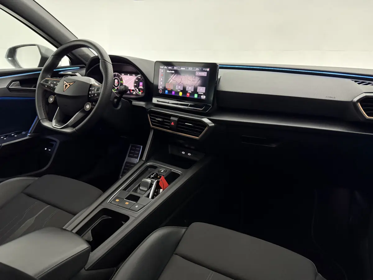 1.4 e-Hybrid VZ Business | Pano | Sfeer | Virtual | Camera | Memory | Carplay | Cruise | Trekhaak