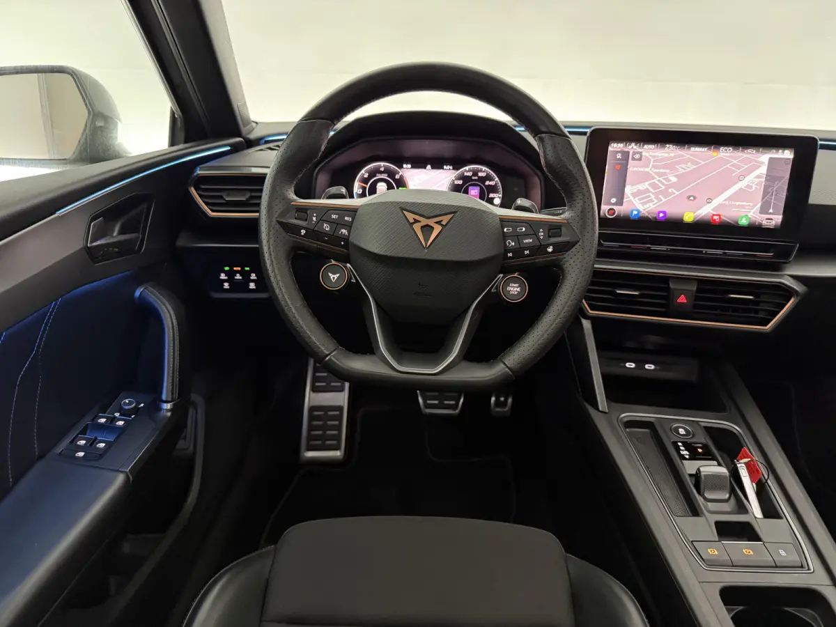 1.4 e-Hybrid VZ Business | Pano | Sfeer | Virtual | Camera | Memory | Carplay | Cruise | Trekhaak