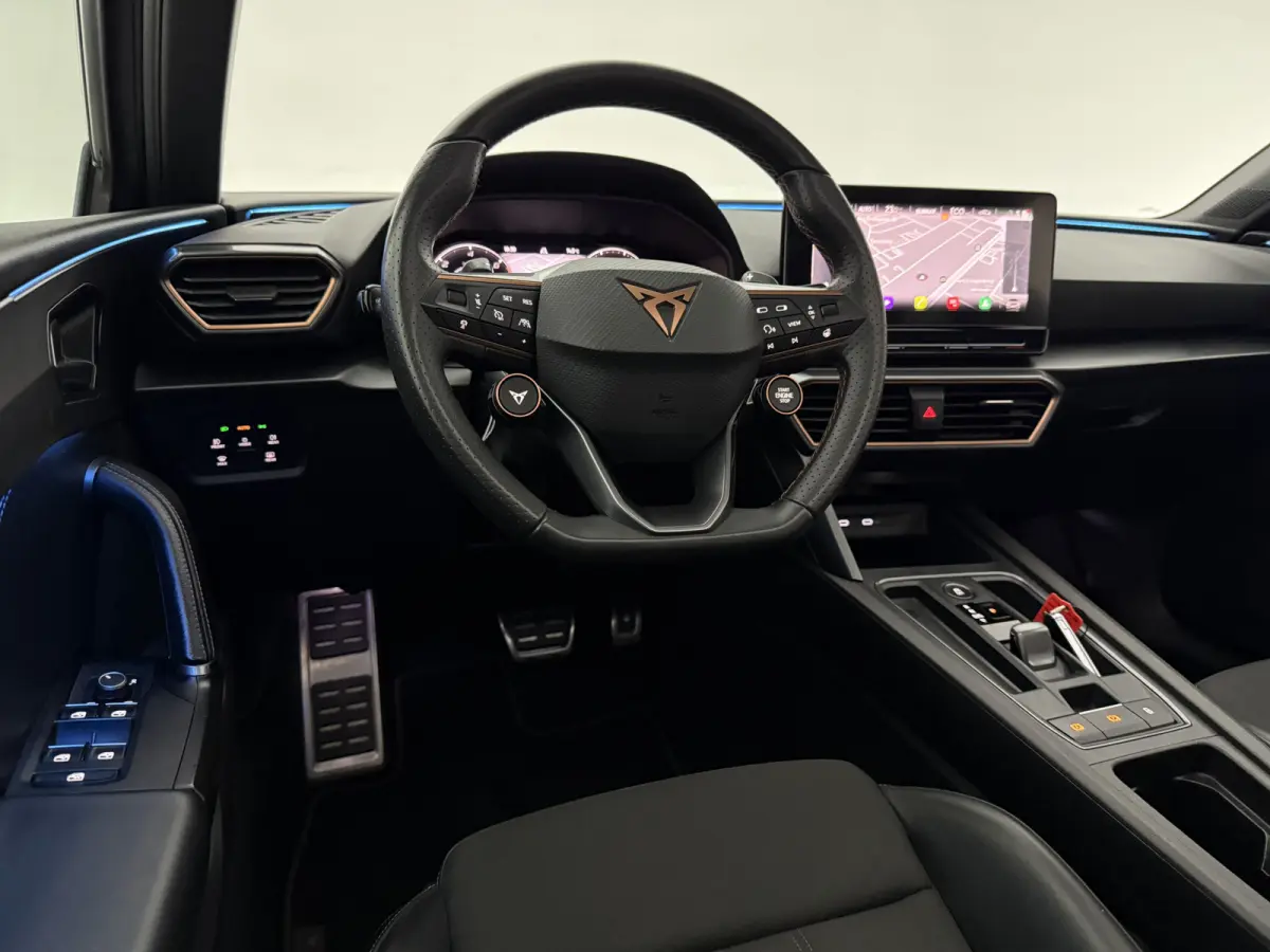 1.4 e-Hybrid VZ Business | Pano | Sfeer | Virtual | Camera | Memory | Carplay | Cruise | Trekhaak
