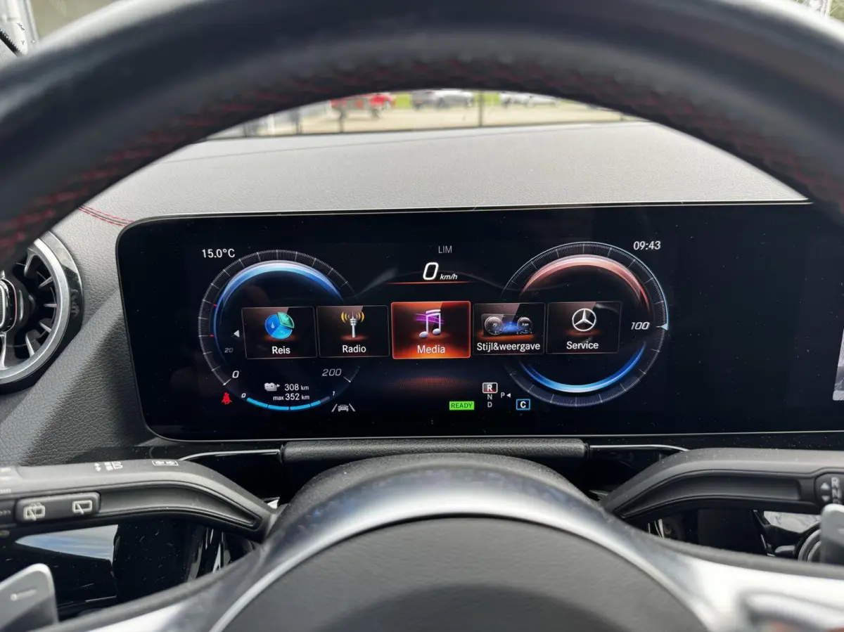 250 AMG Line 67 kWh