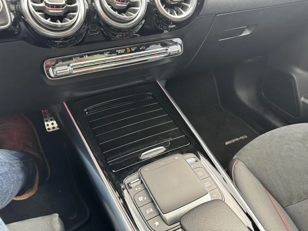 250 AMG Line 67 kWh