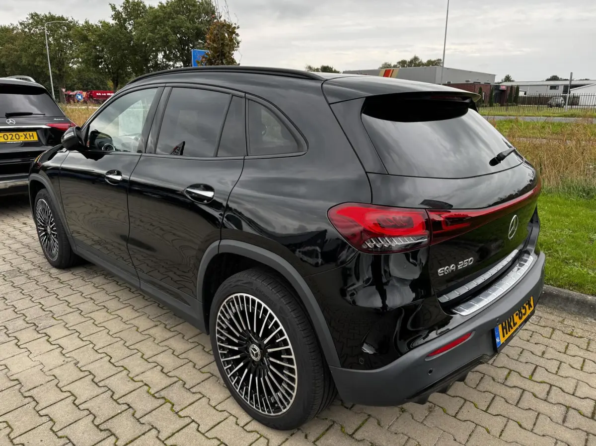 250 AMG Line 67 kWh