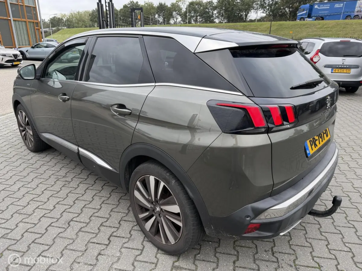1.2 PureTech GT Line navi clima