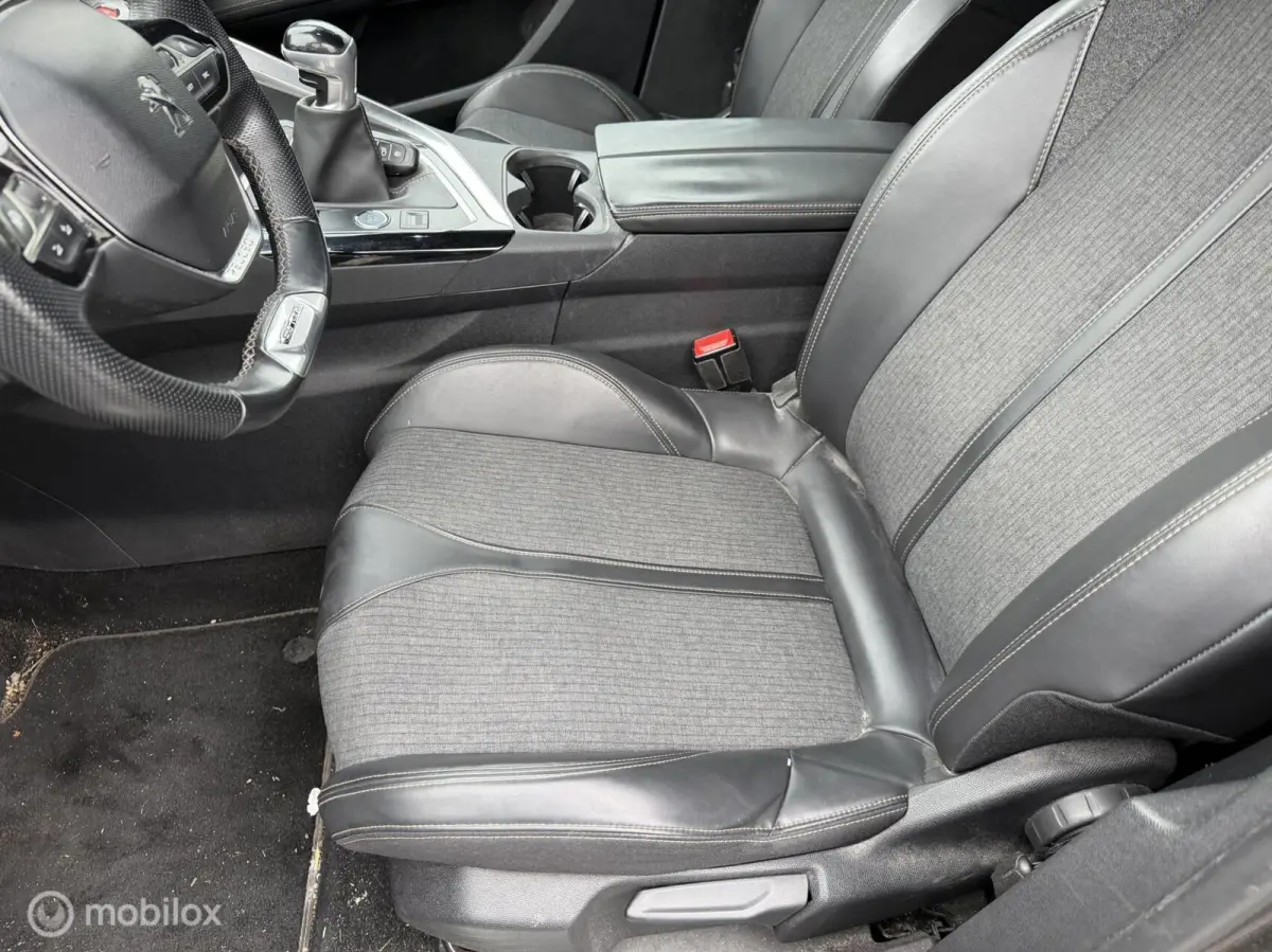 1.2 PureTech GT Line navi clima
