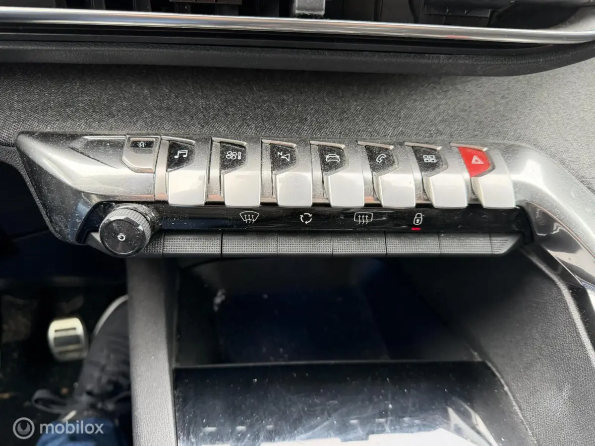 1.2 PureTech GT Line navi clima