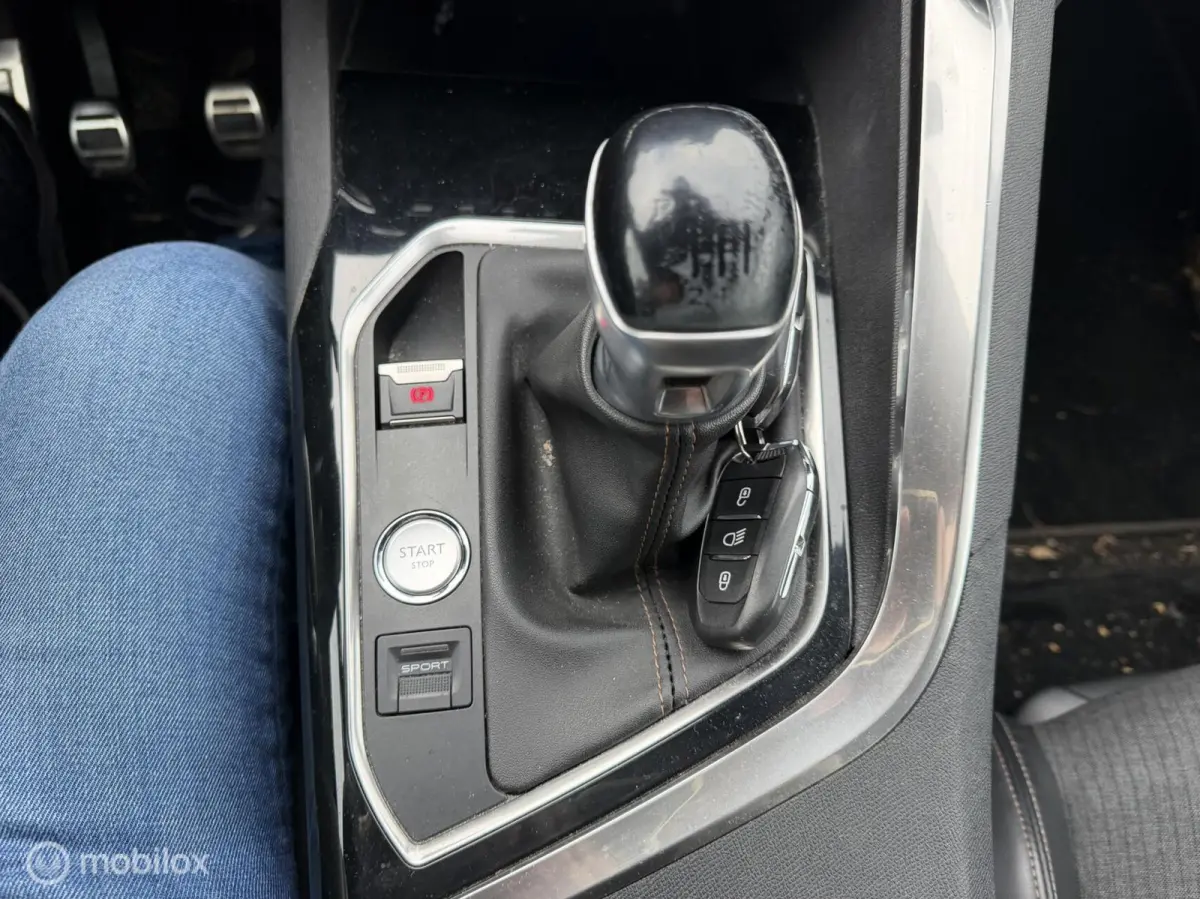 1.2 PureTech GT Line navi clima