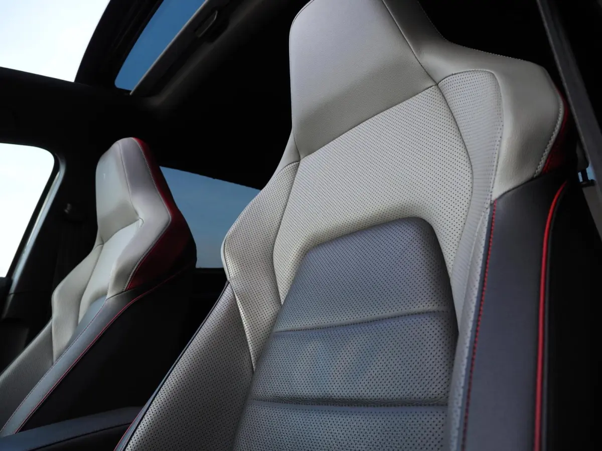 2.0 TSI GTI | Pano | Stoelventilatie | Leder | Harmon Kardon | Blind Spot | Stoelverwarming | IQ LED | Trekhaak | Ambient Sfeerverlichting | Carplay | Keyless | Digital Dash | Stuurwielverwa