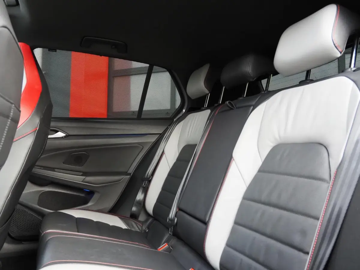 2.0 TSI GTI | Pano | Stoelventilatie | Leder | Harmon Kardon | Blind Spot | Stoelverwarming | IQ LED | Trekhaak | Ambient Sfeerverlichting | Carplay | Keyless | Digital Dash | Stuurwielverwa