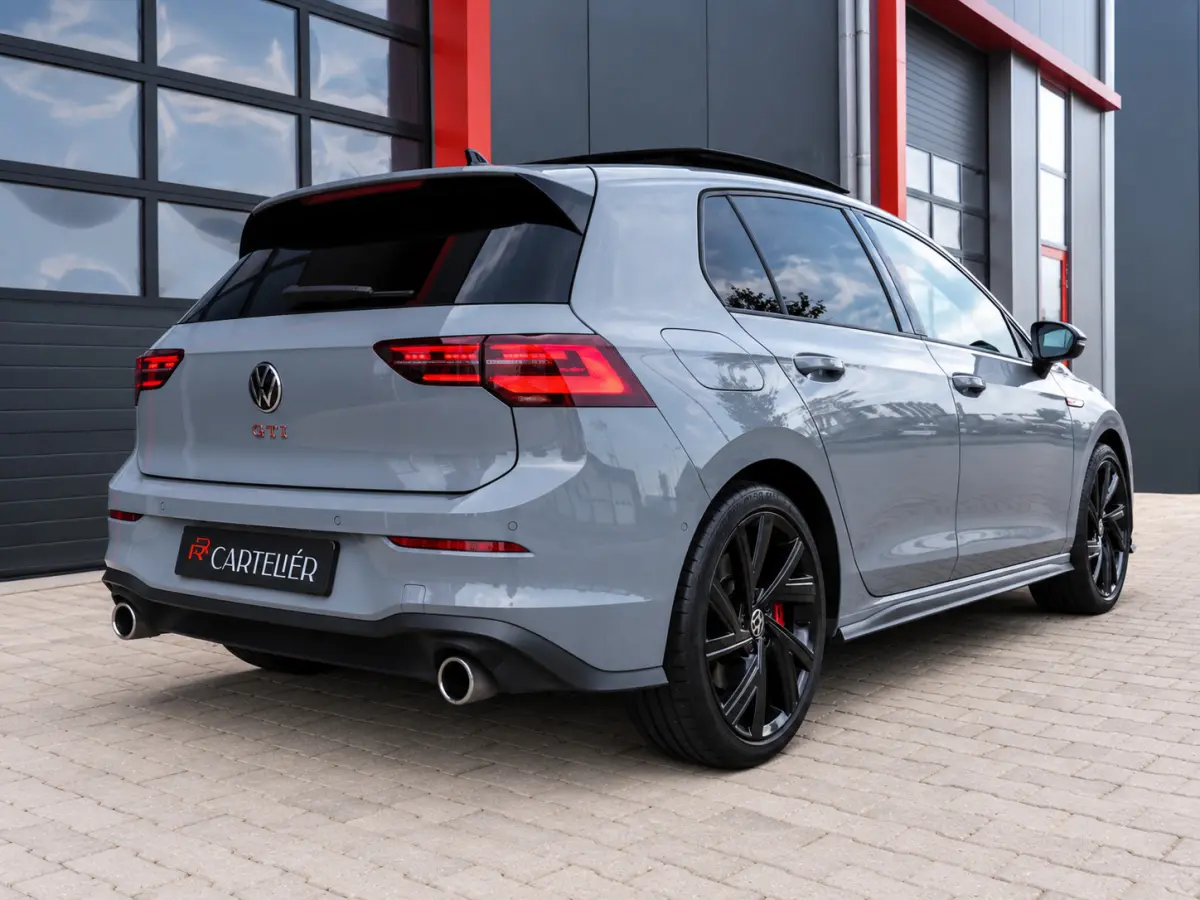 2.0 TSI GTI | Pano | Stoelventilatie | Leder | Harmon Kardon | Blind Spot | Stoelverwarming | IQ LED | Trekhaak | Ambient Sfeerverlichting | Carplay | Keyless | Digital Dash | Stuurwielverwa