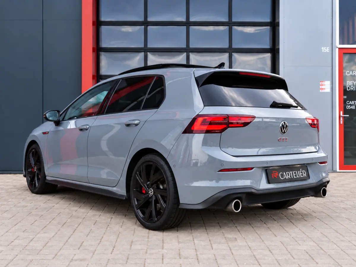 2.0 TSI GTI | Pano | Stoelventilatie | Leder | Harmon Kardon | Blind Spot | Stoelverwarming | IQ LED | Trekhaak | Ambient Sfeerverlichting | Carplay | Keyless | Digital Dash | Stuurwielverwa