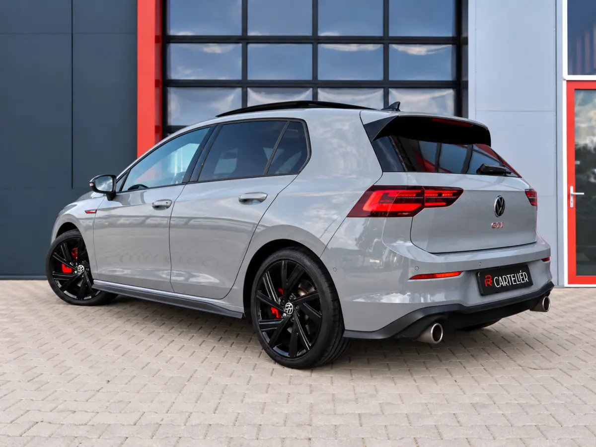 2.0 TSI GTI | Pano | Stoelventilatie | Leder | Harmon Kardon | Blind Spot | Stoelverwarming | IQ LED | Trekhaak | Ambient Sfeerverlichting | Carplay | Keyless | Digital Dash | Stuurwielverwa