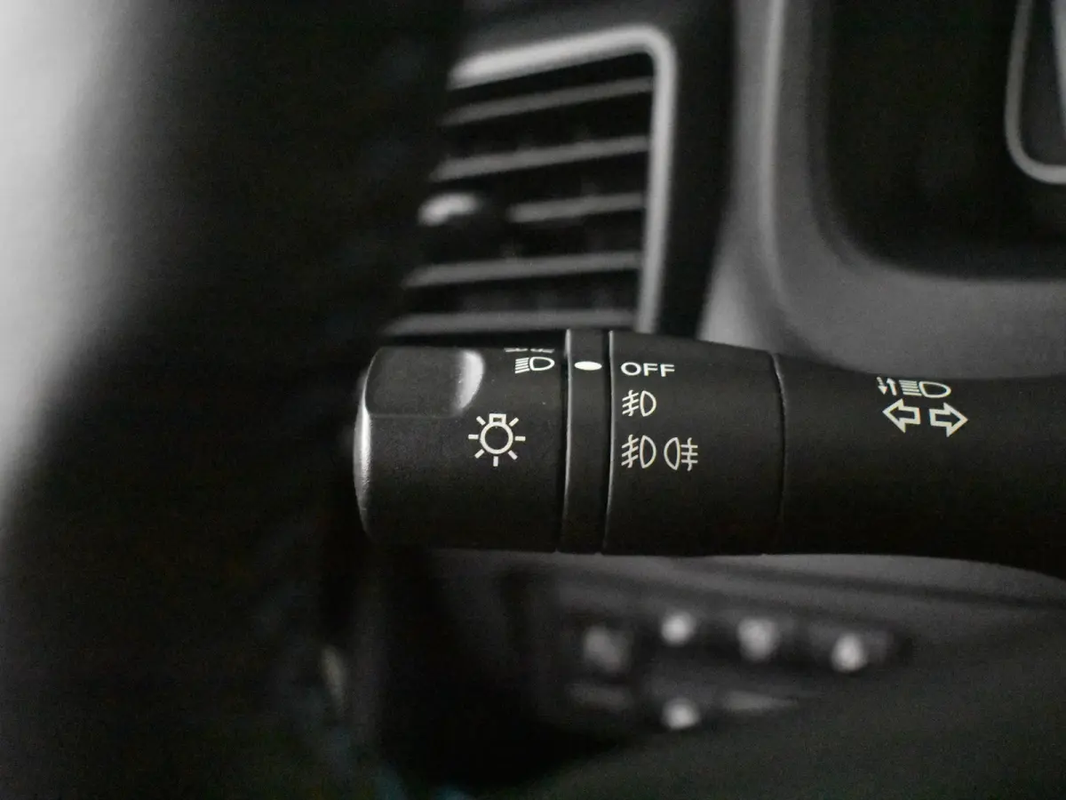 e+ Tekna 59 kWh l 360gr Camera l Stoelverwarming Voor en achter l Leder l Trekhaak l Bose Sound l