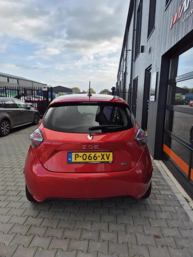 R135 Intens 52 kWh (ex Accu)|Camera|Stoel+Stuurverwarming|Navi|Cruise|
