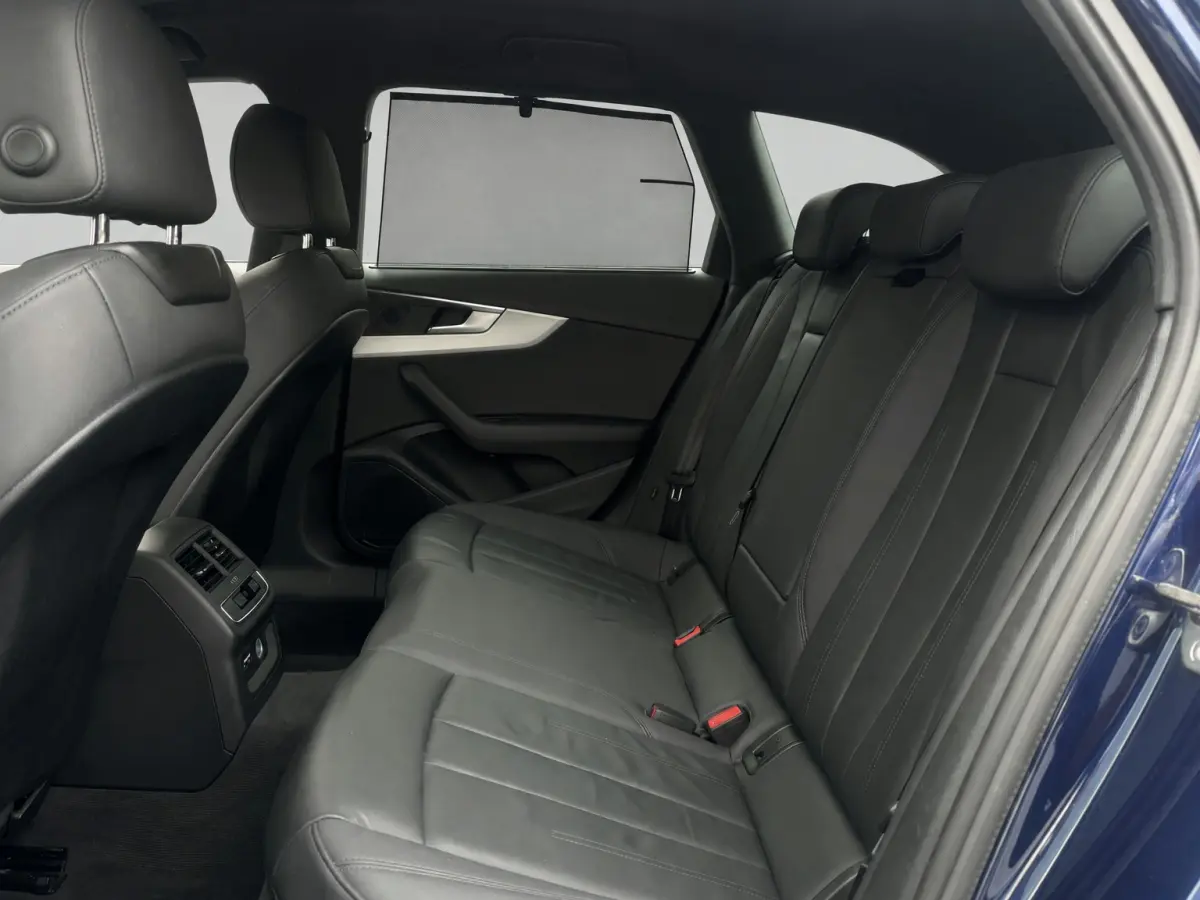 35 TFSI 150PK S-TRONIC S-LINE ADVANCED SPORT LEDER/CAMERA/CARPLAY